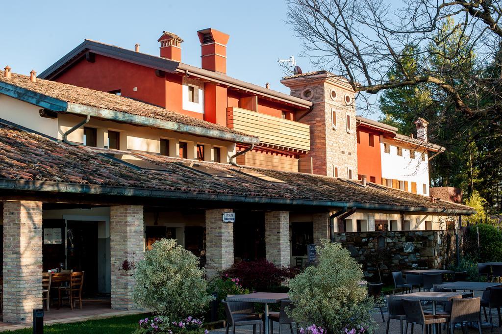 Elliot Osteria E Dormire In Collina Manzano Ngoại thất bức ảnh