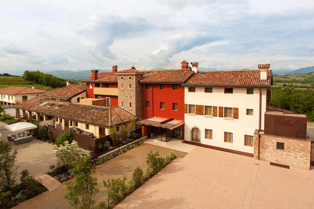 Elliot Osteria E Dormire In Collina Manzano Ngoại thất bức ảnh