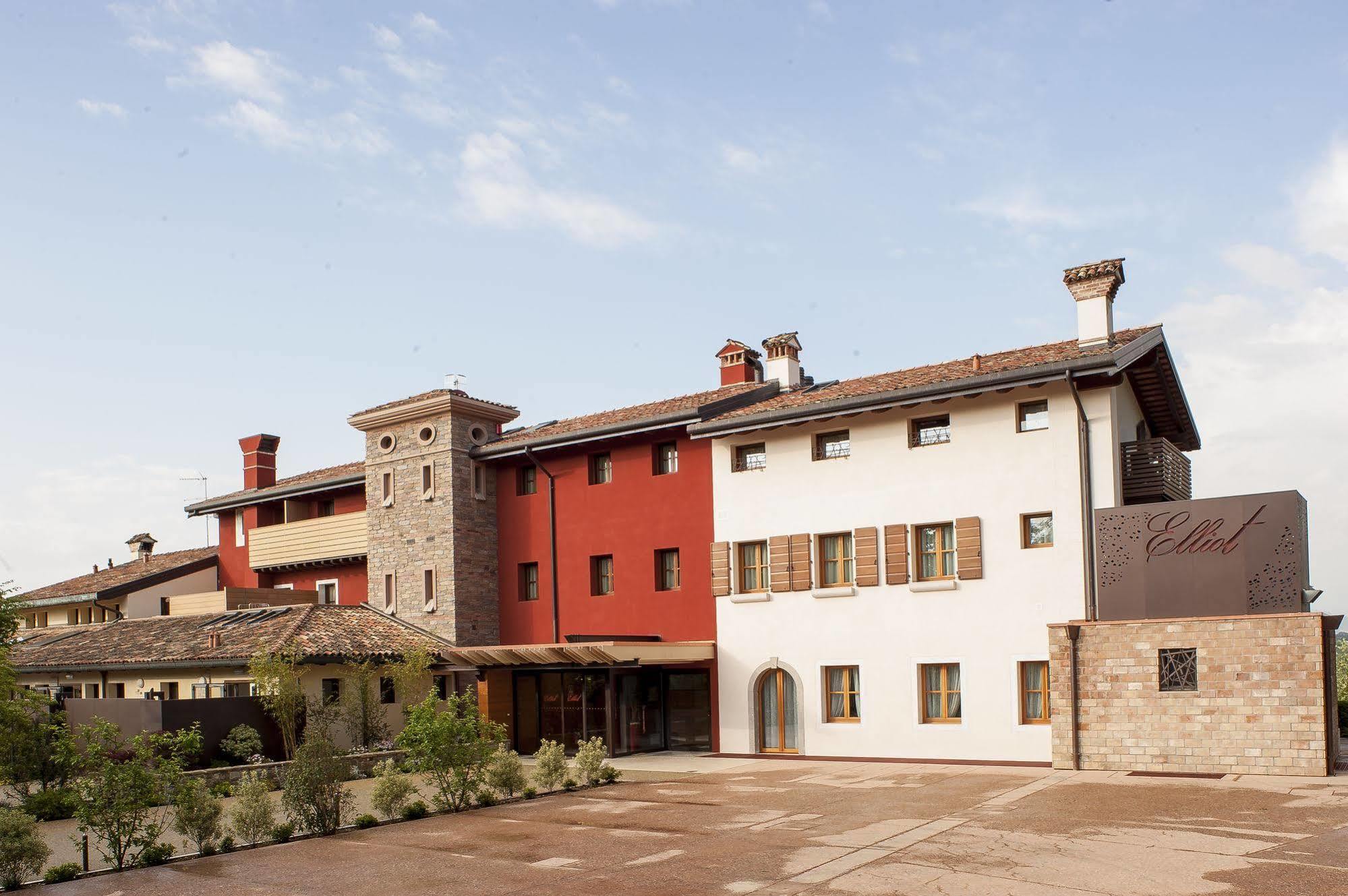 Elliot Osteria E Dormire In Collina Manzano Ngoại thất bức ảnh