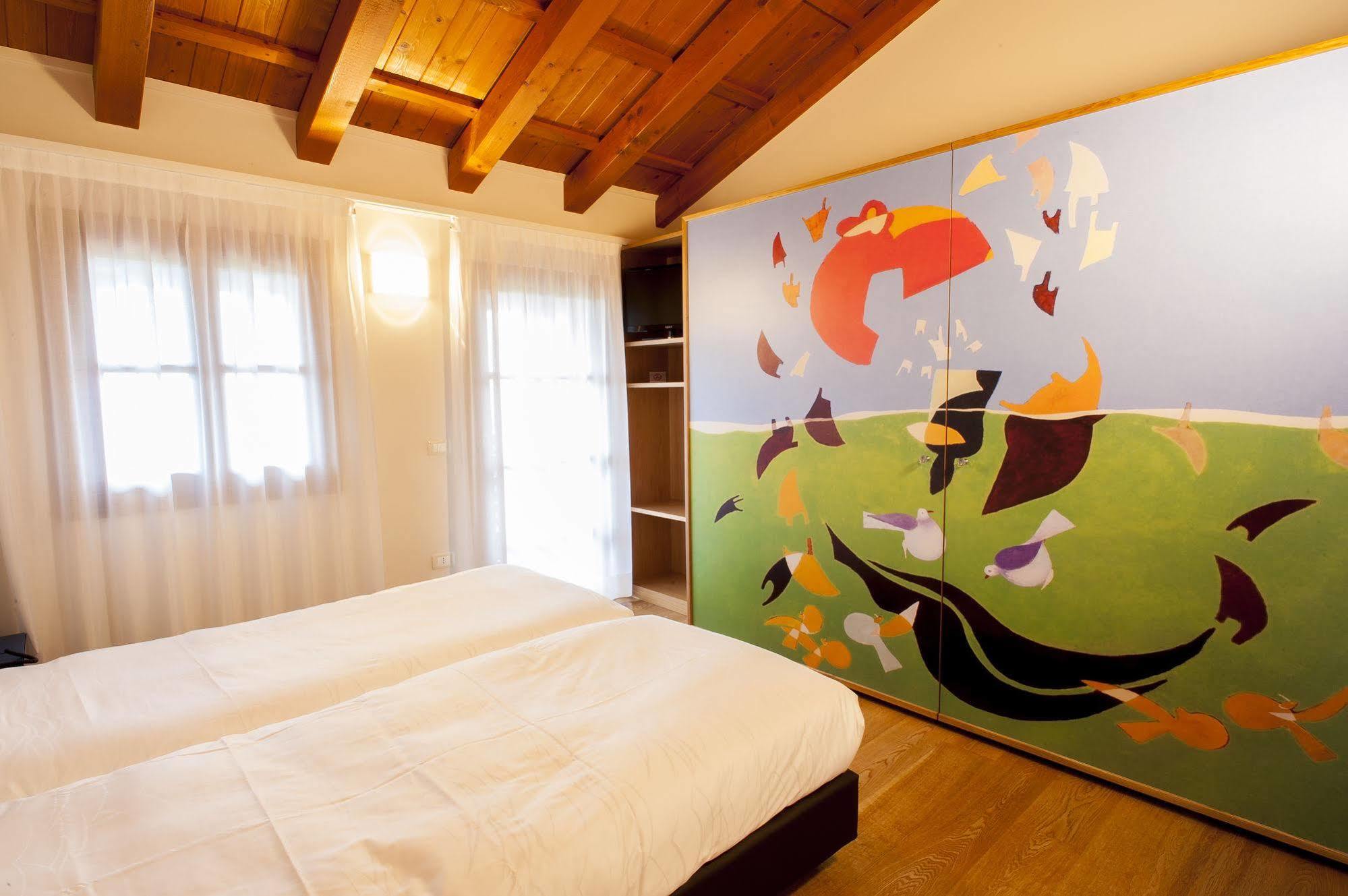 Elliot Osteria E Dormire In Collina Manzano Ngoại thất bức ảnh